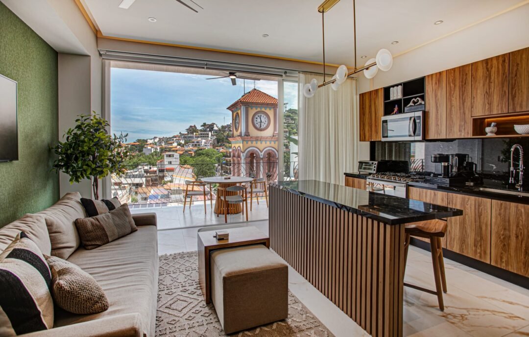 Living room & kitchen